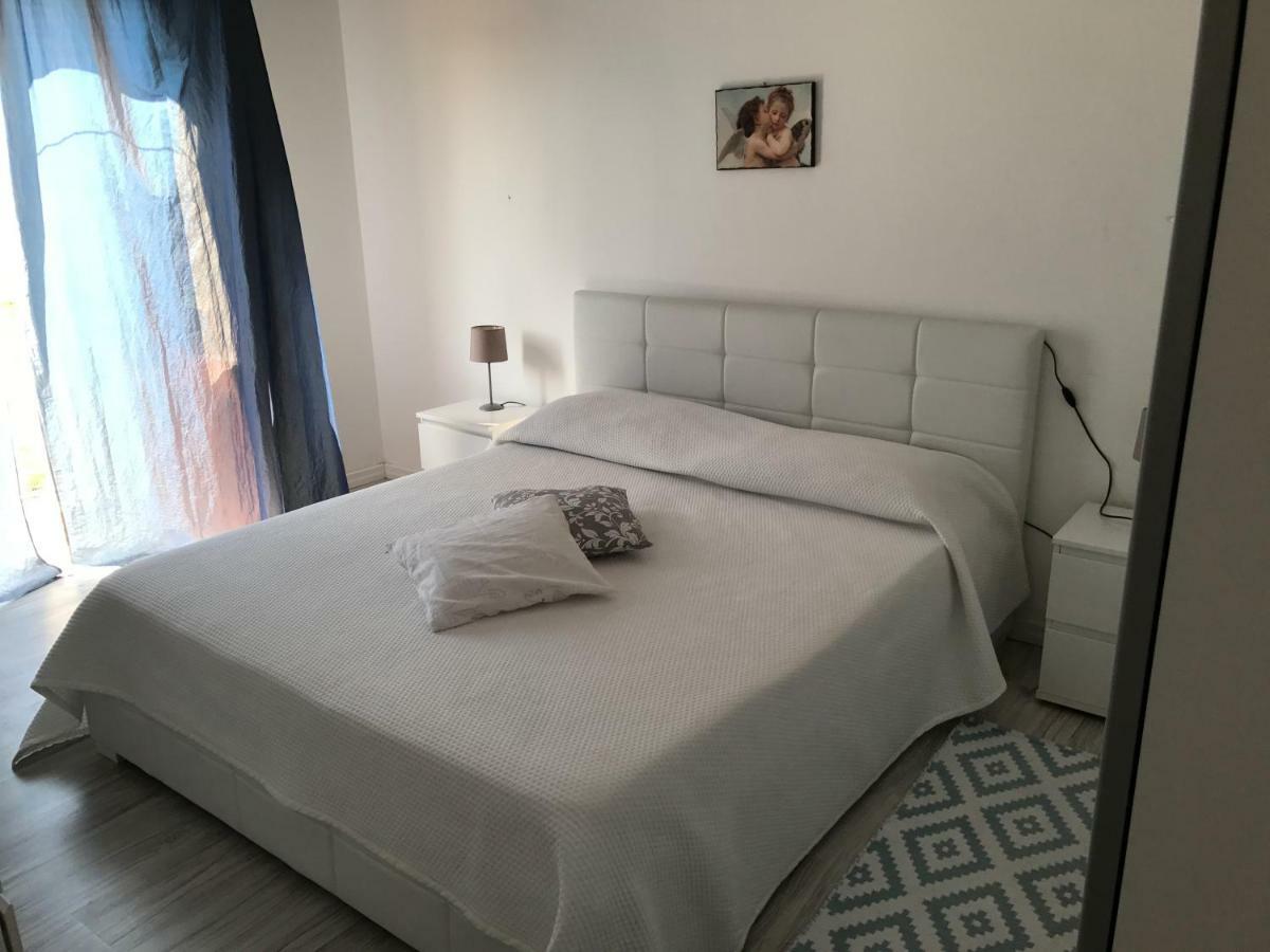 Giorgiada Apartment Mazzeo Luaran gambar